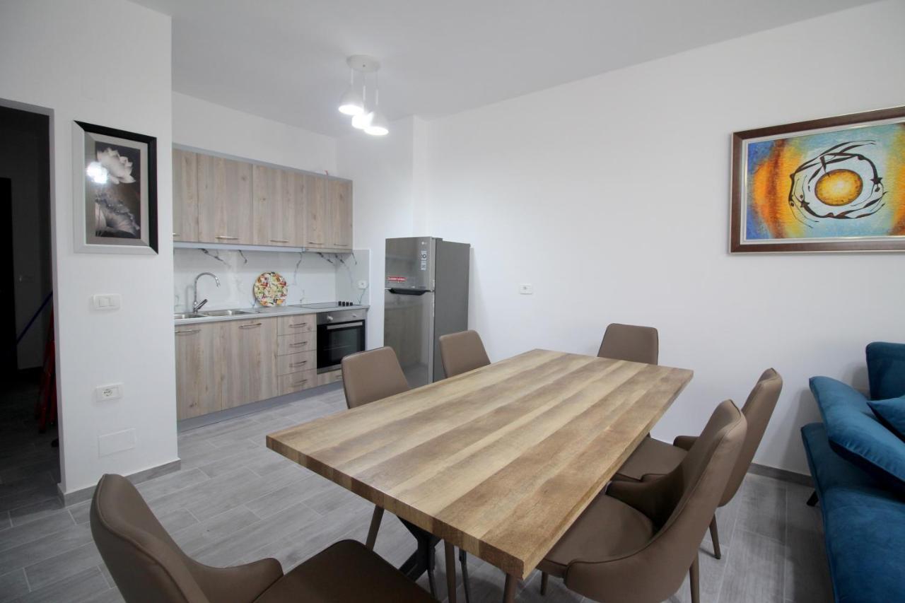 Luxury Sea View Apartaments Sarande Ngoại thất bức ảnh