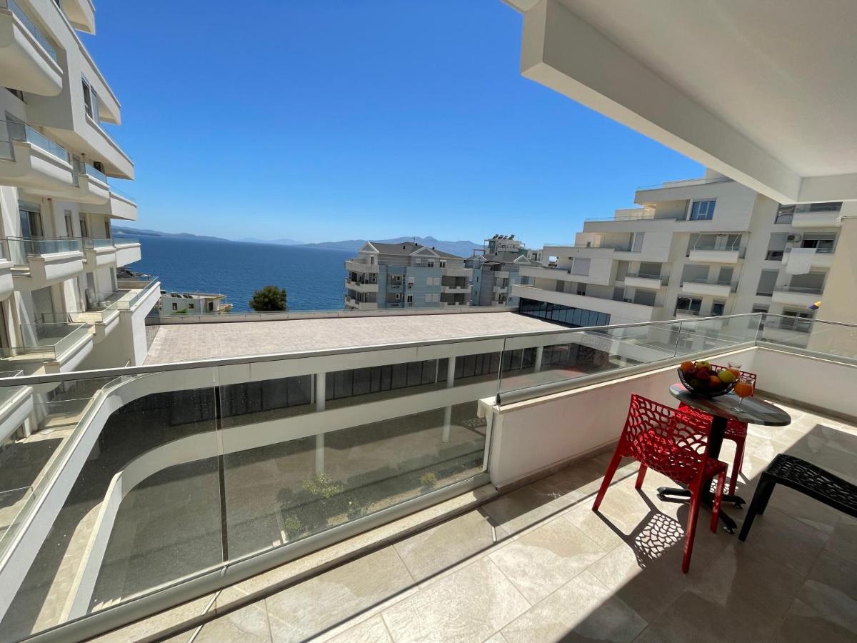 Luxury Sea View Apartaments Sarande Ngoại thất bức ảnh
