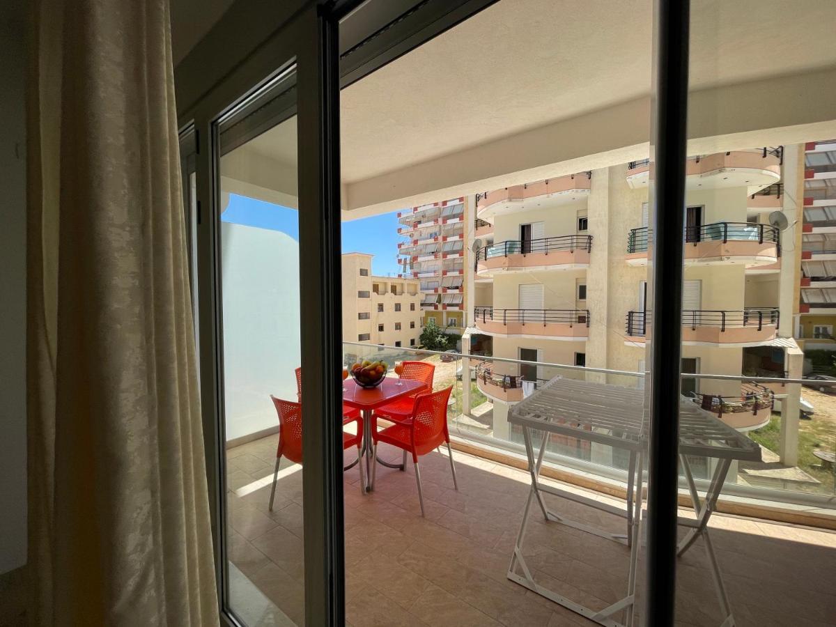 Luxury Sea View Apartaments Sarande Ngoại thất bức ảnh